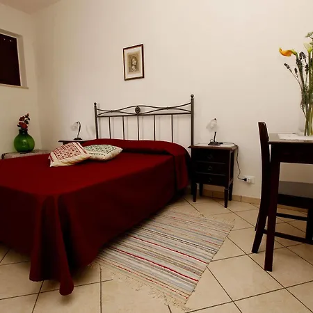 La Mimosa Di Bed & Breakfast 3*