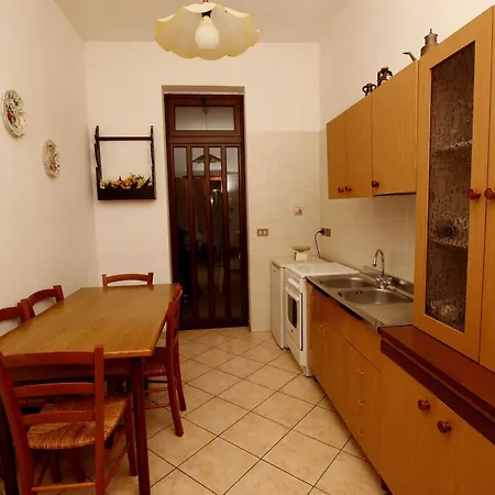 Bed & Breakfast La Mimosa Di 3*